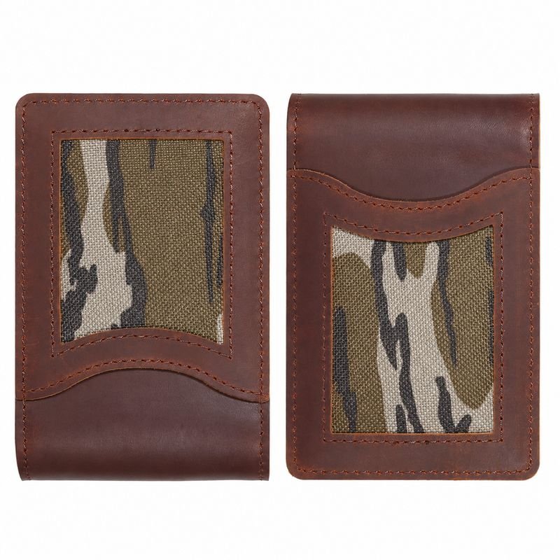pj1-2-custom-camouflage-cowhide-bifold-wallet-with-money-clip-front-and-back-pocket-view-oem Front and back card pocket view of camouflage cowhide wallet